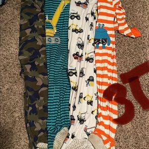 2t-3t boys footie pajamas
